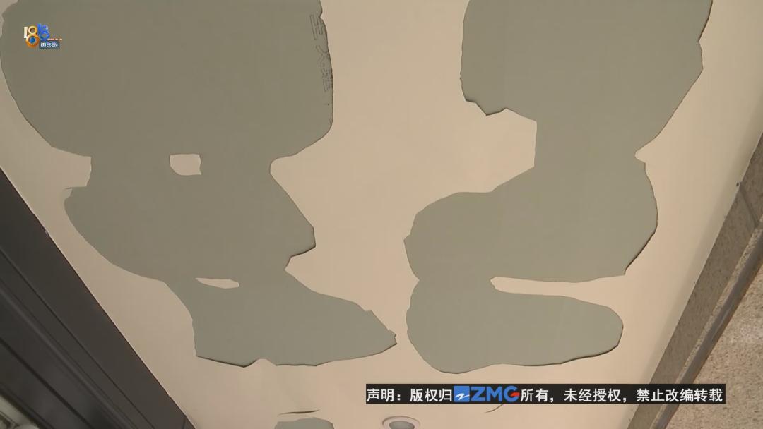 DƬ